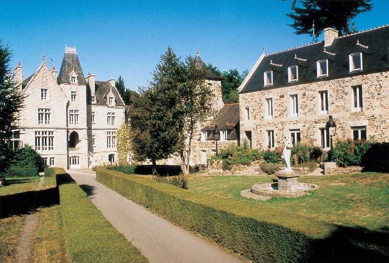 Hotel Chateau Du Val Hillion Exterior photo